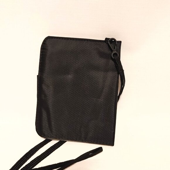 BLACKS Photography Nylon Black Passport Pouch With Detachable Neck Strap - Picture 2 of 3